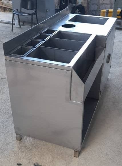 Taller de acero inoxidable