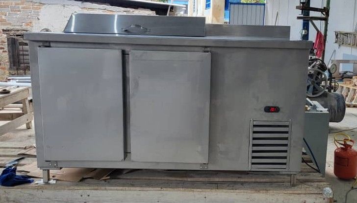 Taller de acero inoxidable