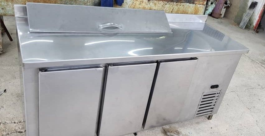 Taller de acero inoxidable