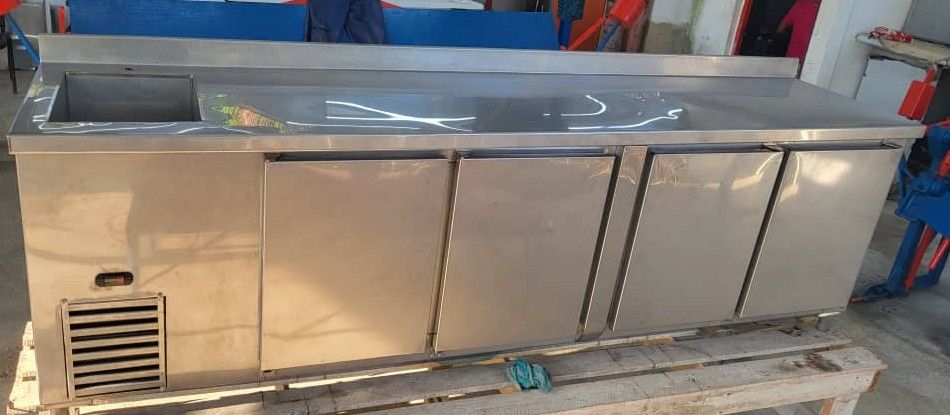 Taller de acero inoxidable