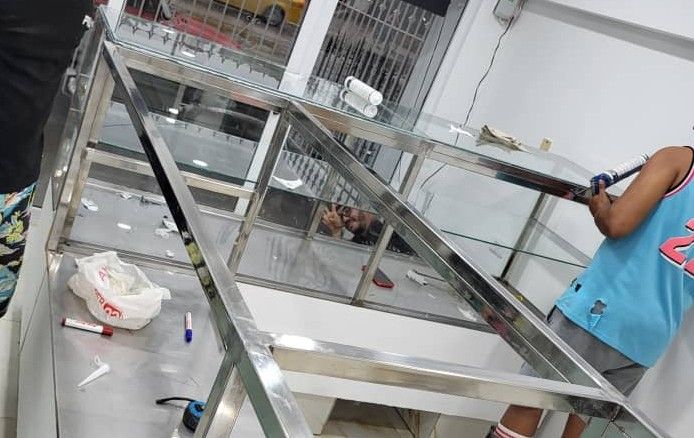 Taller de acero inoxidable