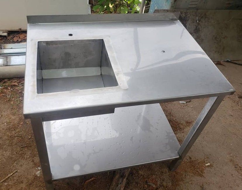 Taller de acero inoxidable