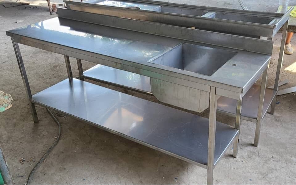 Taller de acero inoxidable