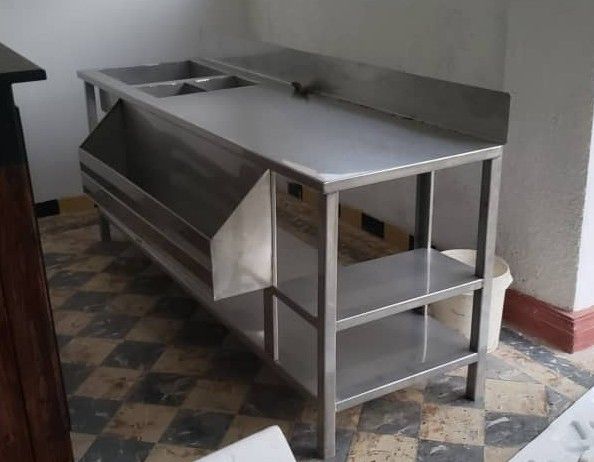 Taller de acero inoxidable
