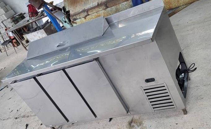 Taller de acero inoxidable