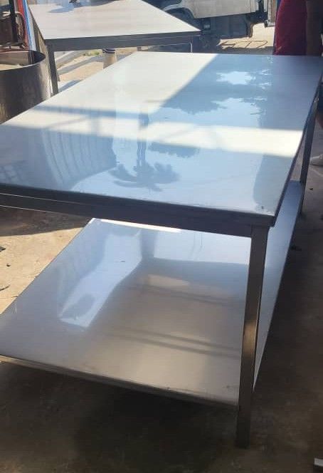 Taller de acero inoxidable