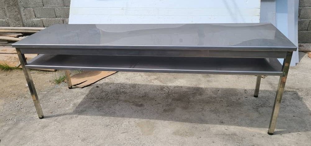 Taller de acero inoxidable